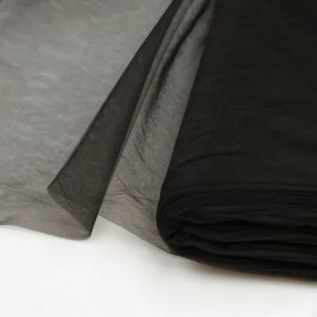 Tissu Tulle uni de couleur noir