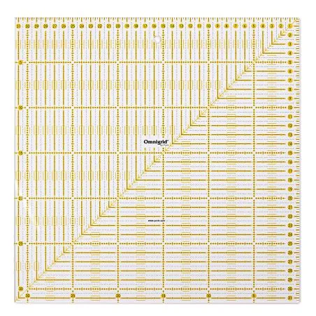 Règle universelle 31,5 x 31,5 cm angles