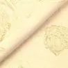 Tissu brocart rose motif floral écru brillant