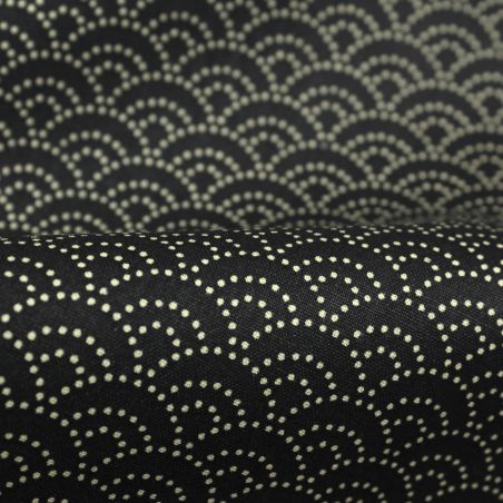 Tissu de coton noir à motif traditionnel japonais aux éventails SENSU beige