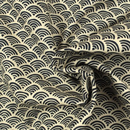 Tissu de coton bleu à motif traditionnel japonais aux éventails SENSU beige